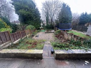 Photo 8- click for photo gallery